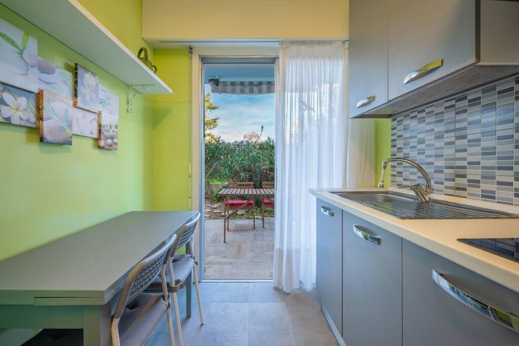 Appartement Familial 6P, Avec Piscine Et Tennis, Proche Mer Roquebrune-Cap-Martin Exterior foto